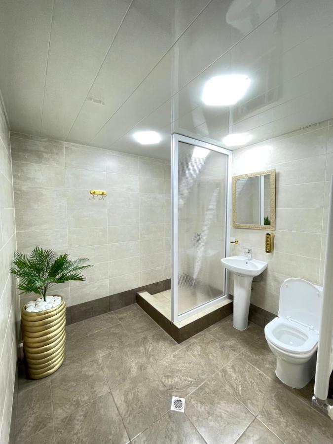 Santorini Hotel & Hostel Yerevan Exterior photo