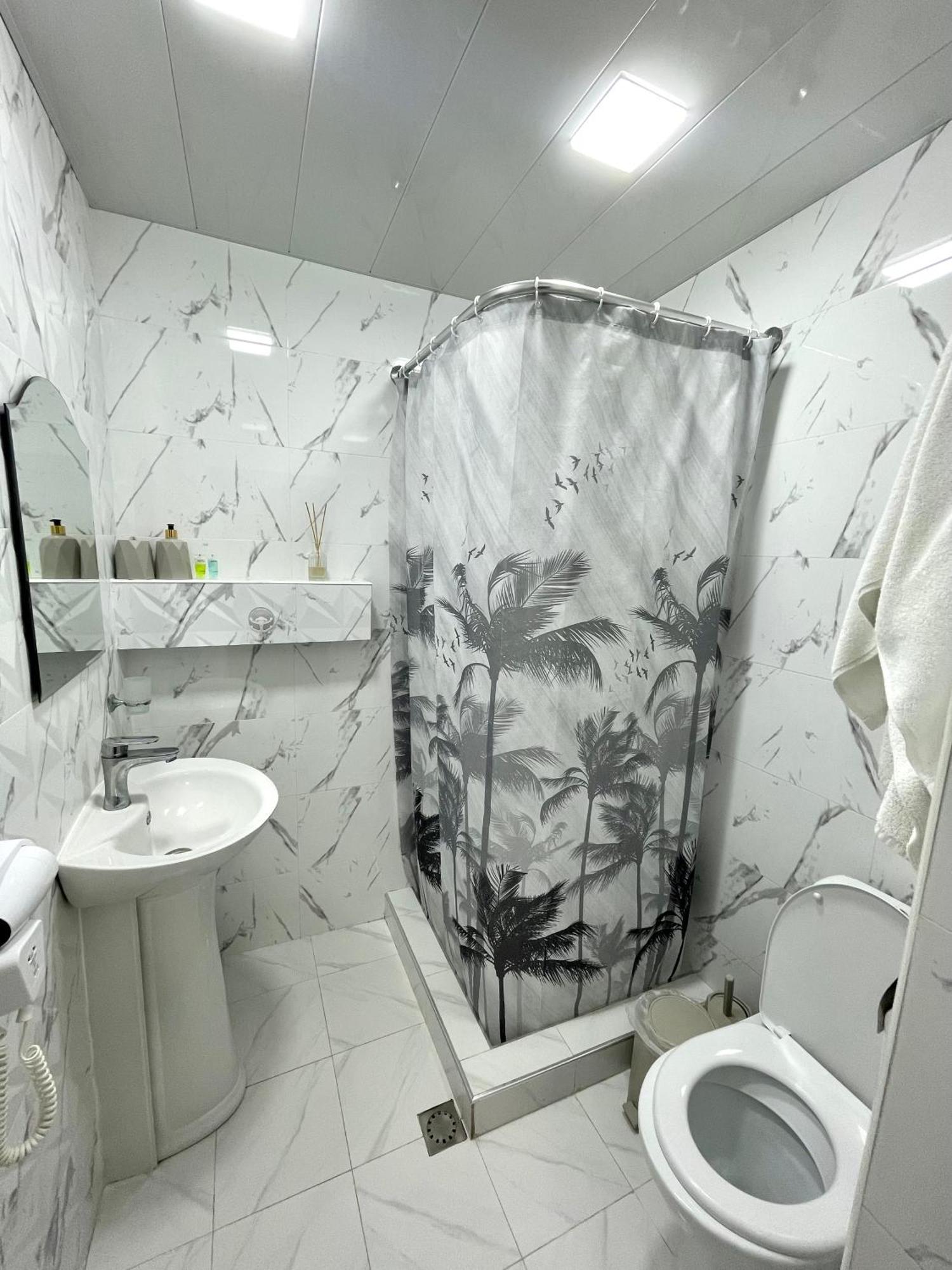 Santorini Hotel & Hostel Yerevan Exterior photo