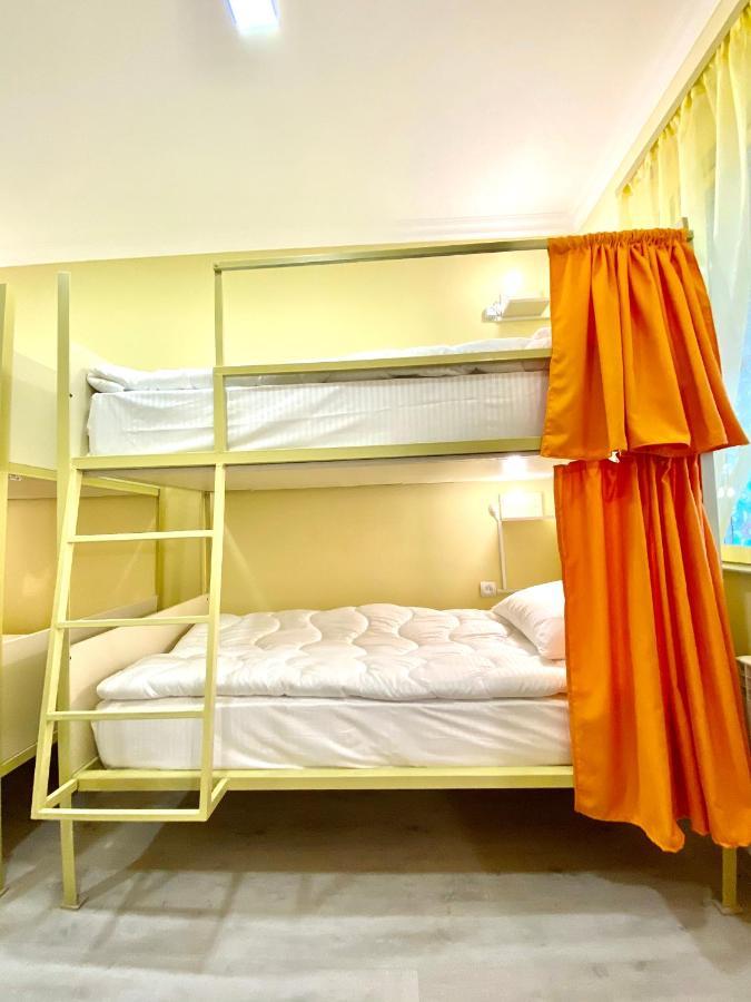 Santorini Hotel & Hostel Yerevan Exterior photo